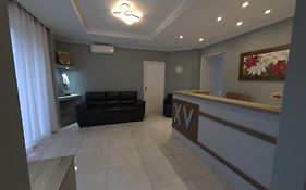 Hotel XV